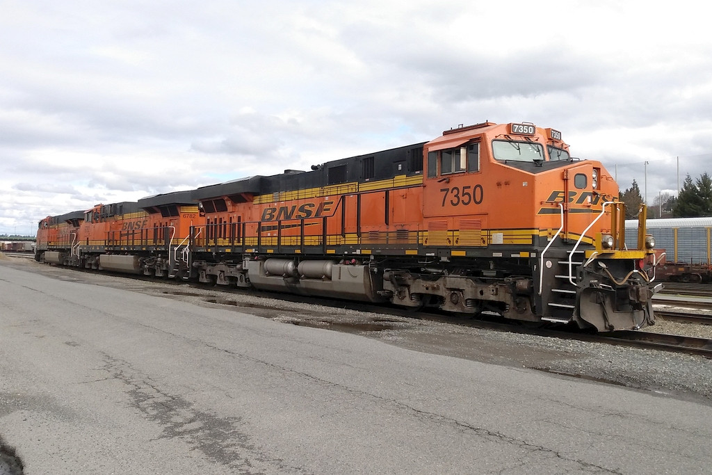 BNSF 7350